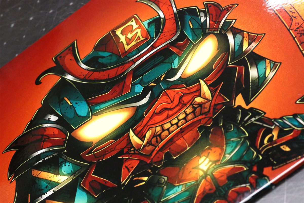 Close-up of high-resolution graphics bonded to a Titan Forge aluminum panel